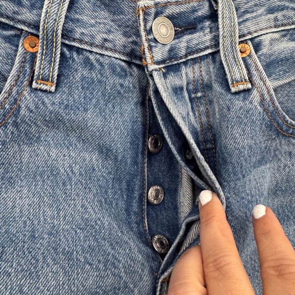 Levis 501 Skinny Jeans Womens 24x30 Light Wash Distressed Button Fly Denim Long - Picture 5 of 11